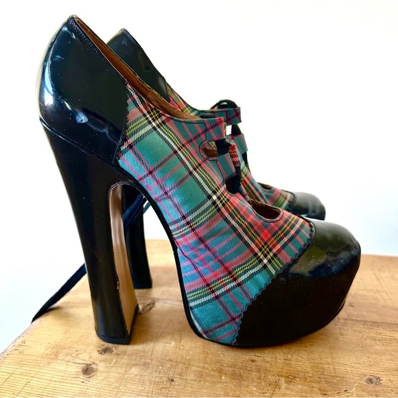 Vintage Vivienne Westwood A/W 1993/94 Elevated Ghillies UK 6 US 8 - Picture 5 of 16